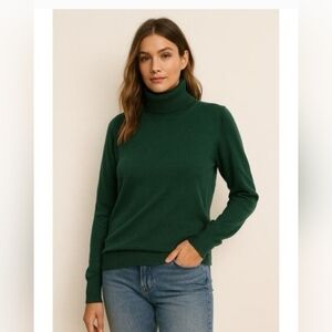CALVIN KLEIN WOMEN'S GREEN TURTLENECK SWEATER SIZE MEDIUM